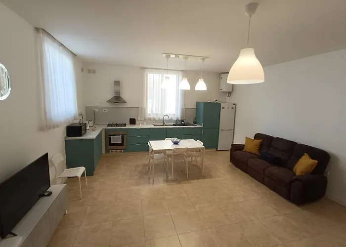 Maisonette Jp2