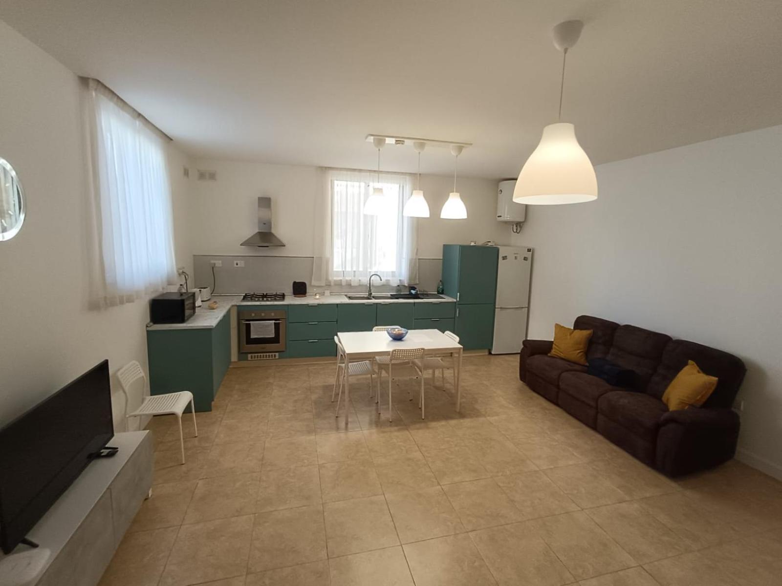 Apartment Maisonette Jp2